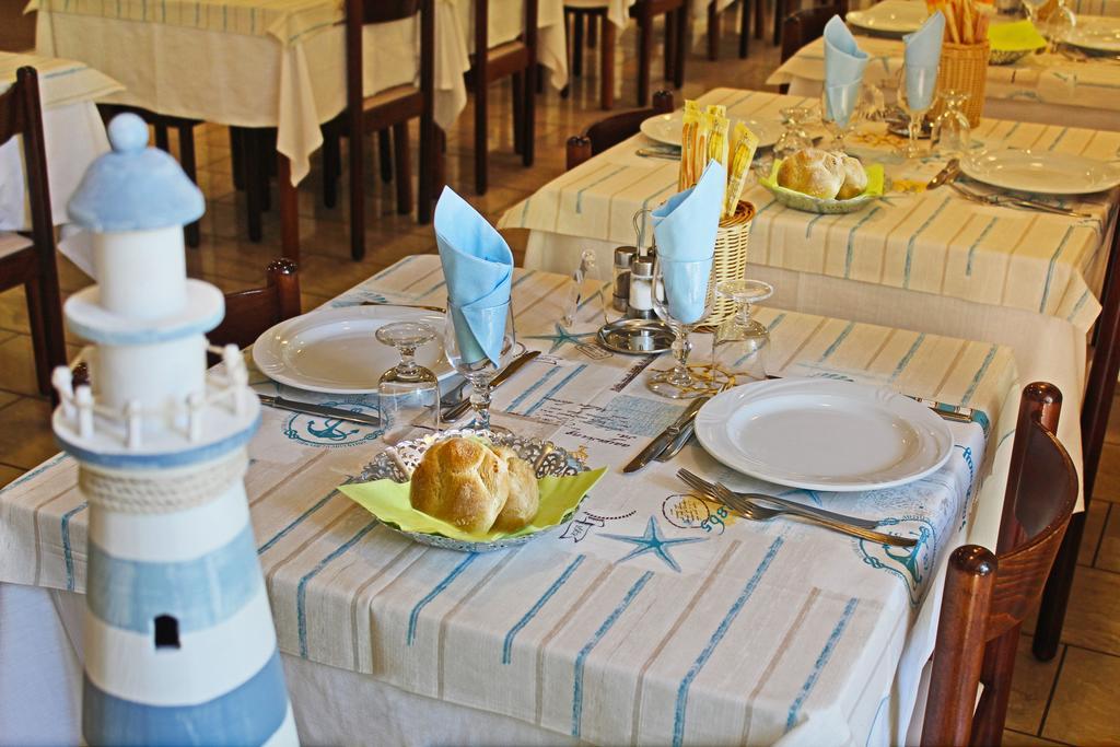 Hotel Silvia มิซาโน อาดรีอาติโก ภายนอก รูปภาพ